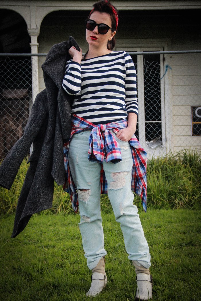 Pinup, lavenderloafers, blogger, fashion, ripped destroyed jeans, red scarf, cowboy boots, checked shirt, grunge, coat